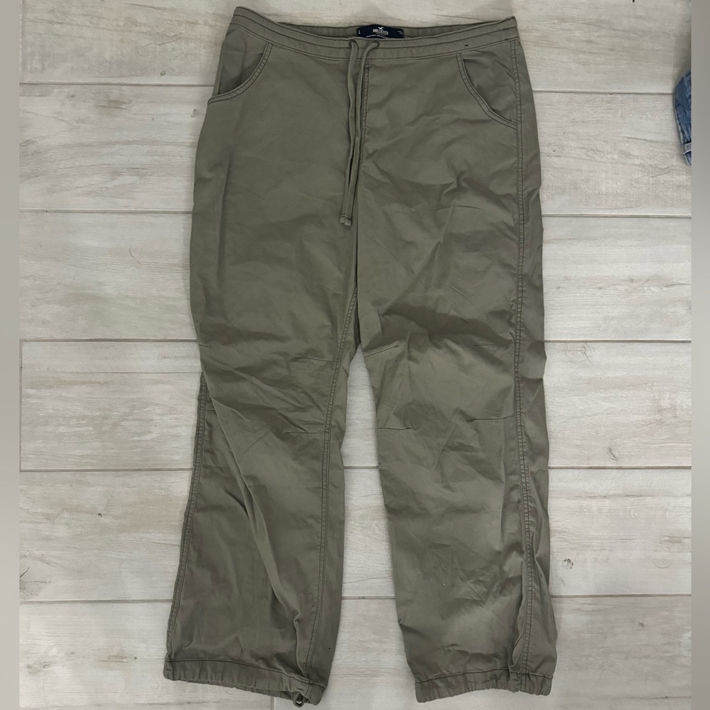 hollister green parachute pants